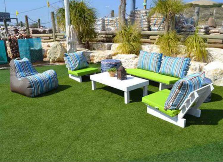 פינת זולה לגינה